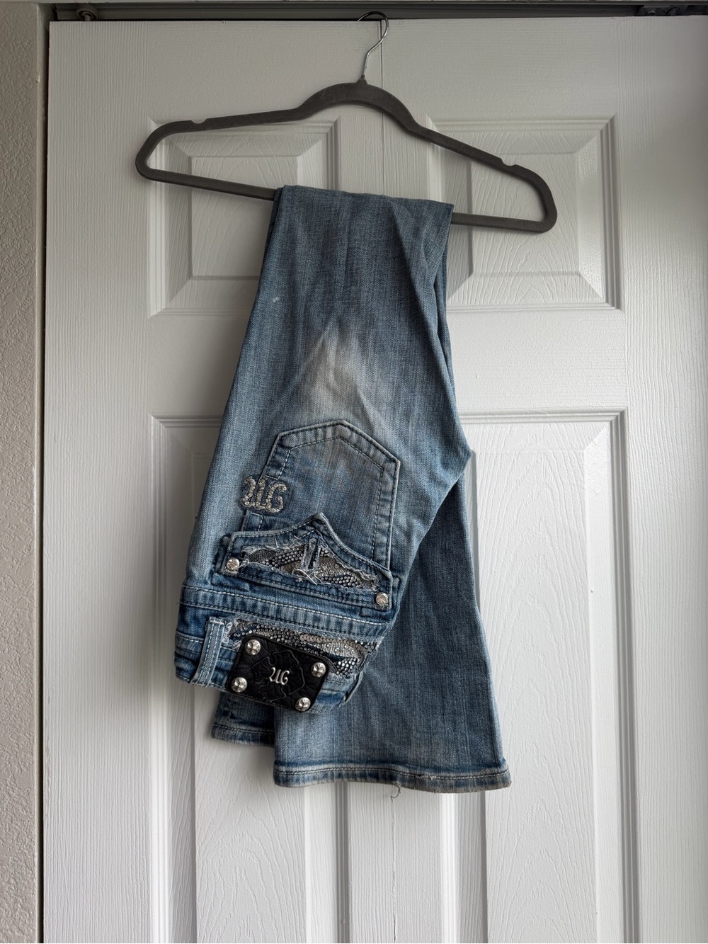 Miss Me Distressed Bootcut Jeans Size 26 x 35